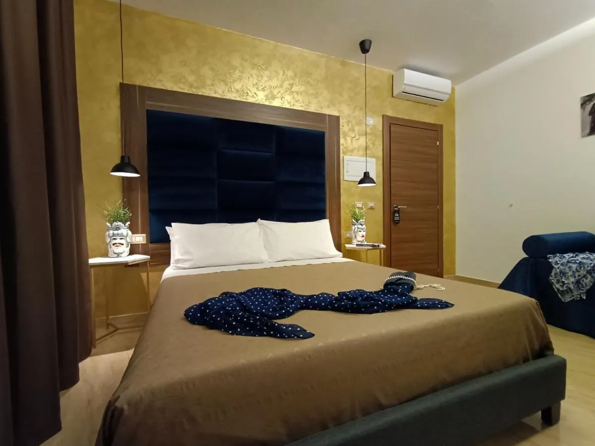 Couette-café Bed and Breakfast Diamond à Randazzo Italie